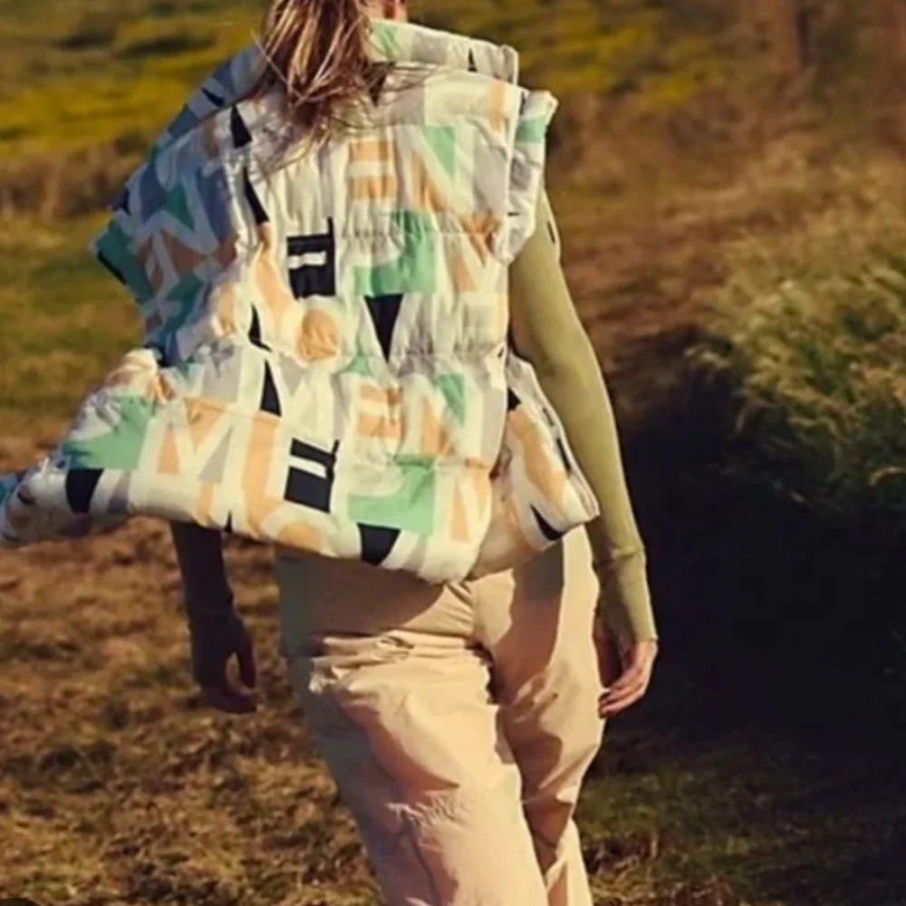 Free People In A‎ Bubble Printed Puffer Vest - Picture 4 of 15